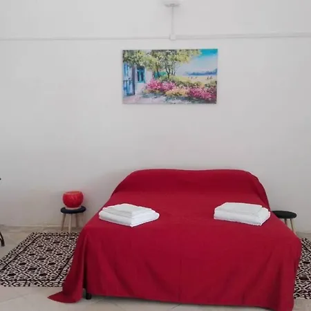 Casa Con Ampio Giardino