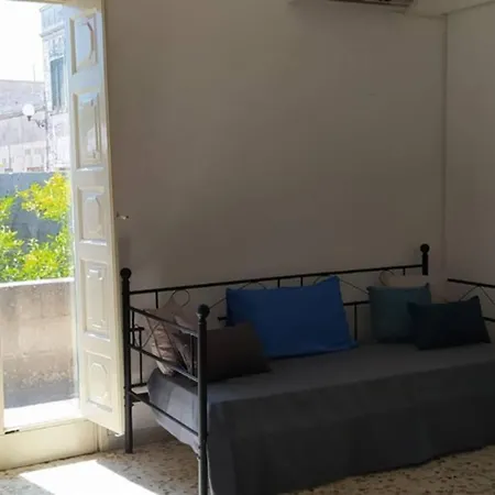 Casa Con Ampio Giardino *